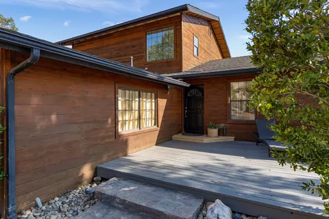 27400 Oakflat Dr, Tehachapi, CA 93561 photo 2
