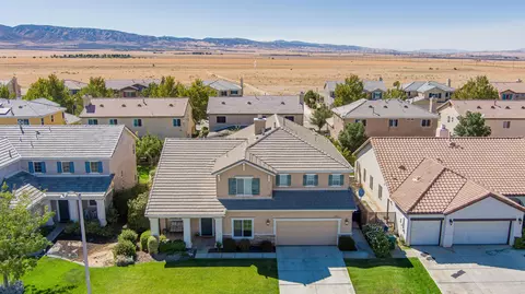 43369 Brandon Thomas Way, Lancaster, CA 93536 photo 44