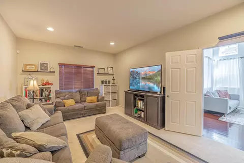 43369 Brandon Thomas Way, Lancaster, CA 93536 photo 13