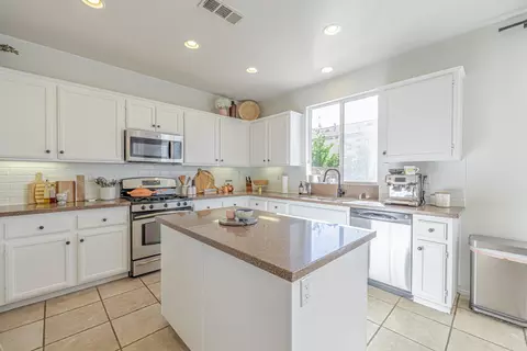 43369 Brandon Thomas Way, Lancaster, CA 93536 photo 19