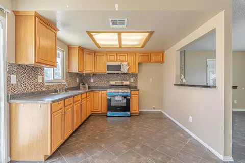 41110 168th St E, Lancaster, CA 93535 photo 6