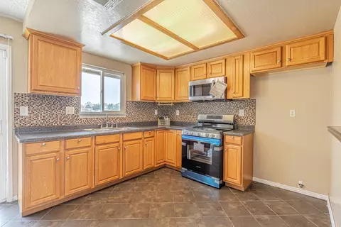 41110 168th St E, Lancaster, CA 93535 photo 8