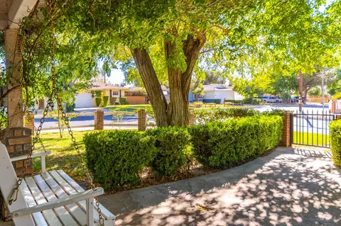 44002 Higbee Ave, Lancaster, CA 93534 photo 4