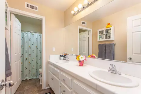 43329 Hampton St, Lancaster, CA 93536 photo 30