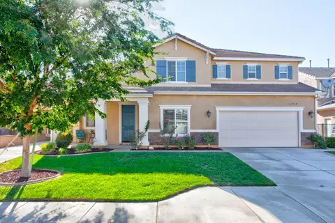 43329 Hampton St, Lancaster, CA 93536 photo 1