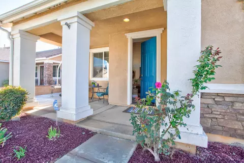 43329 Hampton St, Lancaster, CA 93536 photo 5