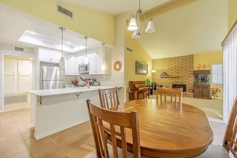 44157 Planet Cir, Lancaster, CA 93536 photo 4