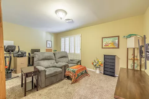 44157 Planet Cir, Lancaster, CA 93536 photo 9