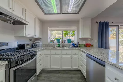 4359 Saddleback Rd, Palmdale, CA 93552 photo 5