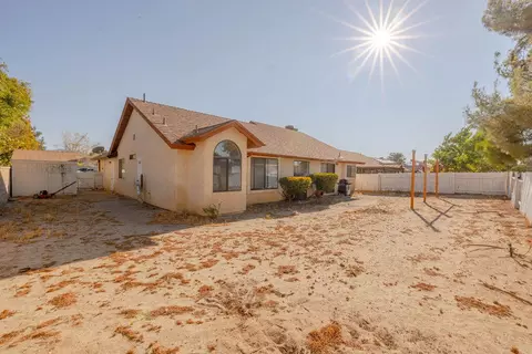 4359 Saddleback Rd, Palmdale, CA 93552 photo 18