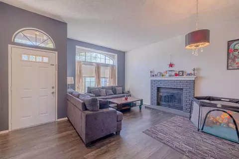 4359 Saddleback Rd, Palmdale, CA 93552 photo 3