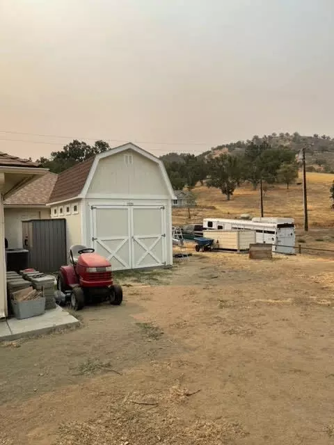 28401 Delaware Dr, Tehachapi, CA 93561 photo 21