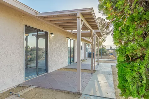 36326 32nd St E, Palmdale, CA 93550 photo 5