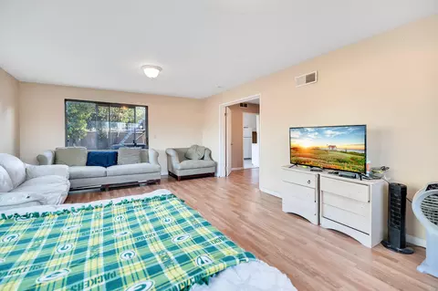 44914 Lorimer Ave, Lancaster, CA 93534 photo 9