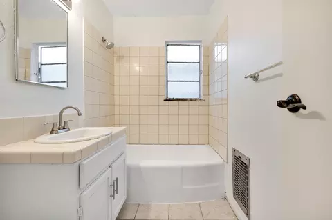 44914 Lorimer Ave, Lancaster, CA 93534 photo 15