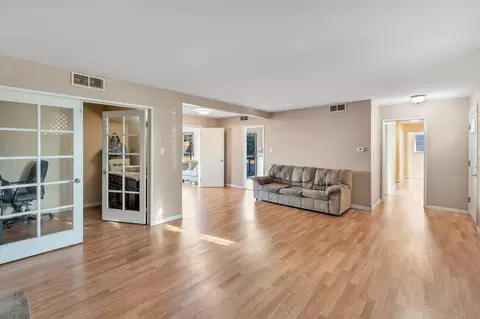 44914 Lorimer Ave, Lancaster, CA 93534 photo 4