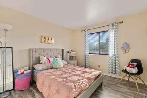 36501 Silverado Dr, Palmdale, CA 93550 photo 33