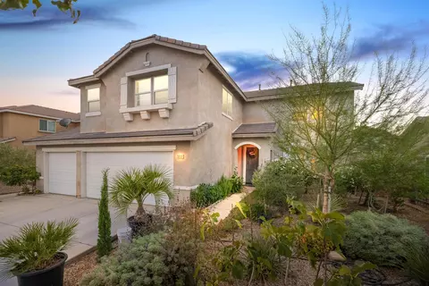 36501 Silverado Dr, Palmdale, CA 93550 photo 2