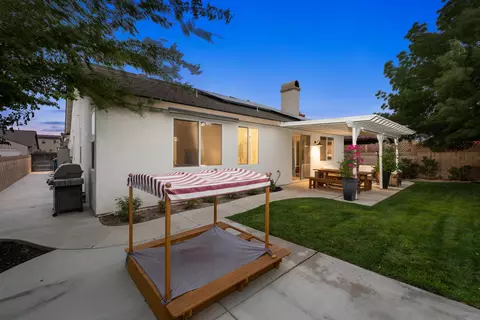 44035 Chaparral Dr, Lancaster, CA 93536 photo 23