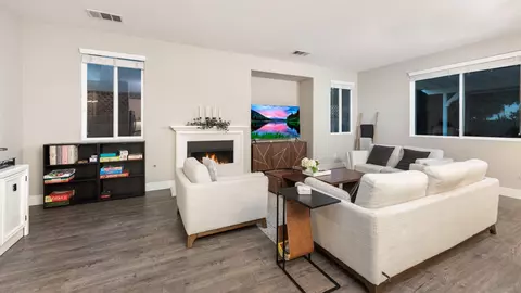 44035 Chaparral Dr, Lancaster, CA 93536 photo 9