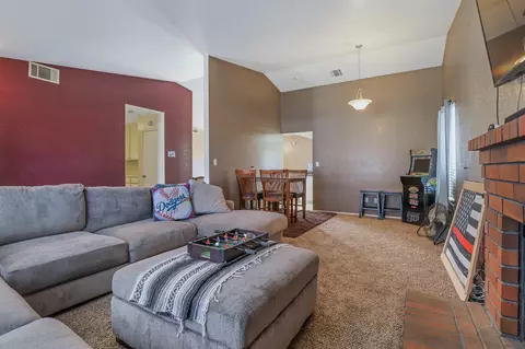 1008 Lancaster Blvd E, Lancaster, CA 93535 photo 8