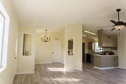 1301 Wayne St, Ridgecrest, CA 93555 photo 6