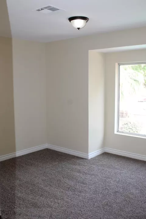 601 Esther Dr, Lancaster, CA 93535 photo 14