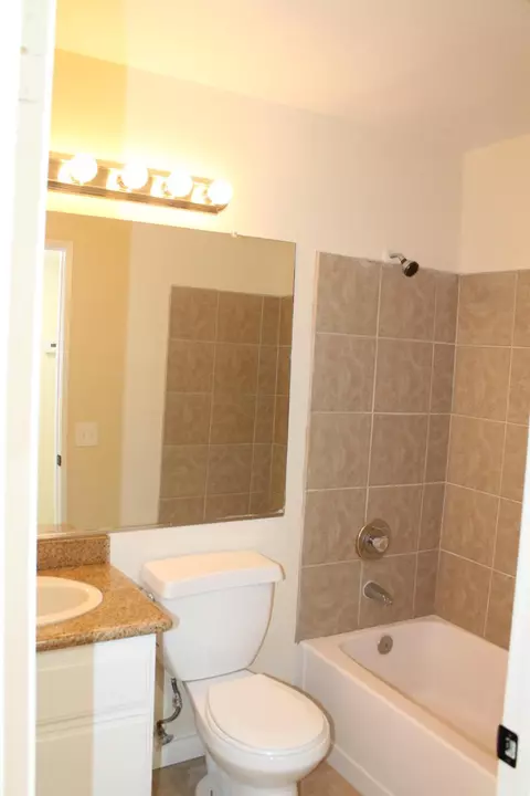 601 Esther Dr, Lancaster, CA 93535 photo 10