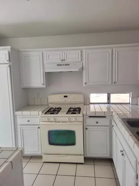 36727 Rose St, Palmdale, CA 93552 photo 7