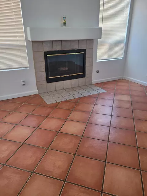 36727 Rose St, Palmdale, CA 93552 photo 8