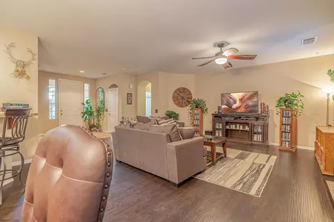 42926 Edson Ave, Lancaster, CA 93536 photo 8