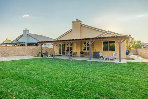 42926 Edson Ave, Lancaster, CA 93536 photo 22