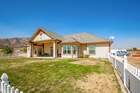 23658 Clover Spring Rd, Tehachapi, CA 93561 photo 55