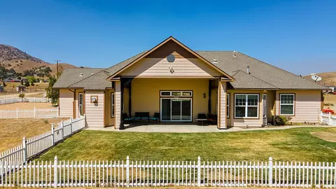 23658 Clover Spring Rd, Tehachapi, CA 93561 photo 11