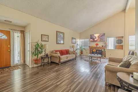 44246 Tabler St, Lancaster, CA 93535 photo 5