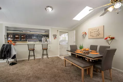 402 Lingard St E, Lancaster, CA 93535 photo 13