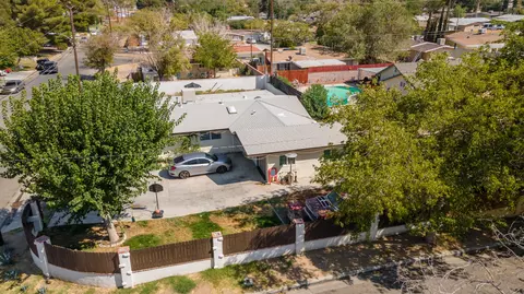 402 Lingard St E, Lancaster, CA 93535 photo 3