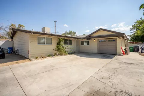 402 Lingard St E, Lancaster, CA 93535 photo 6