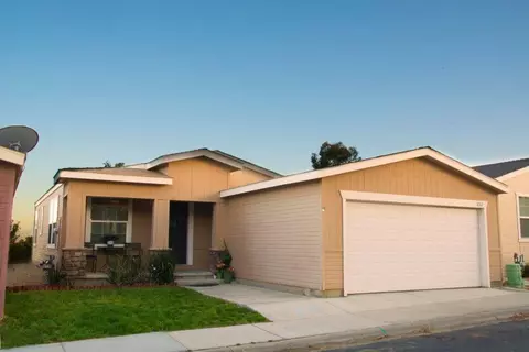 2312 Rangeview Dr, Rosamond, CA 93560 photo 1