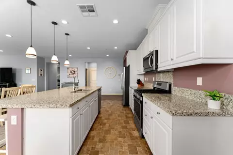 45005 43rd St W, Lancaster, CA 93536 photo 9
