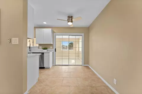 43002 45th St W, Lancaster, CA 93536 photo 8