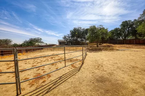 21201 Carriage Dr, Tehachapi, CA 93561 photo 40
