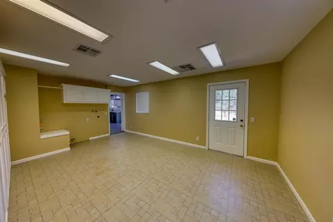 21201 Carriage Dr, Tehachapi, CA 93561 photo 19
