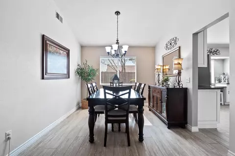40388 Argyle Ln, Palmdale, CA 93551 photo 9
