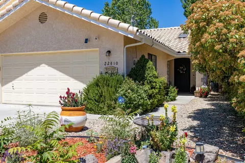 22810 Westwood Blvd, Tehachapi, CA 93561 photo 2