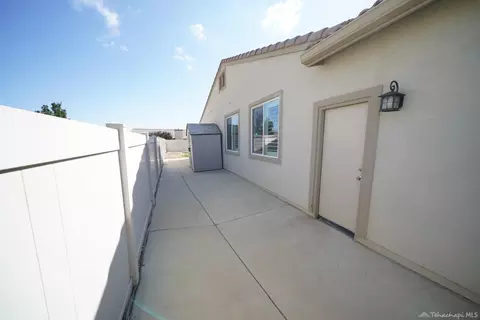 1227 Miranda Ct, Tehachapi, CA 93561 photo 16