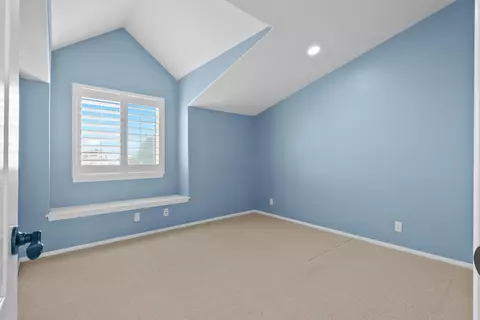 5632 Crest Dr, Palmdale, CA 93551 photo 26
