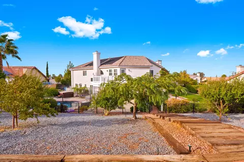 5632 Crest Dr, Palmdale, CA 93551 photo 40