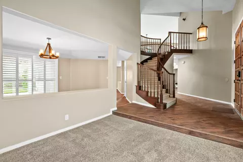5632 Crest Dr, Palmdale, CA 93551 photo 9