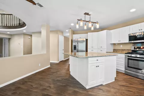 5632 Crest Dr, Palmdale, CA 93551 photo 17